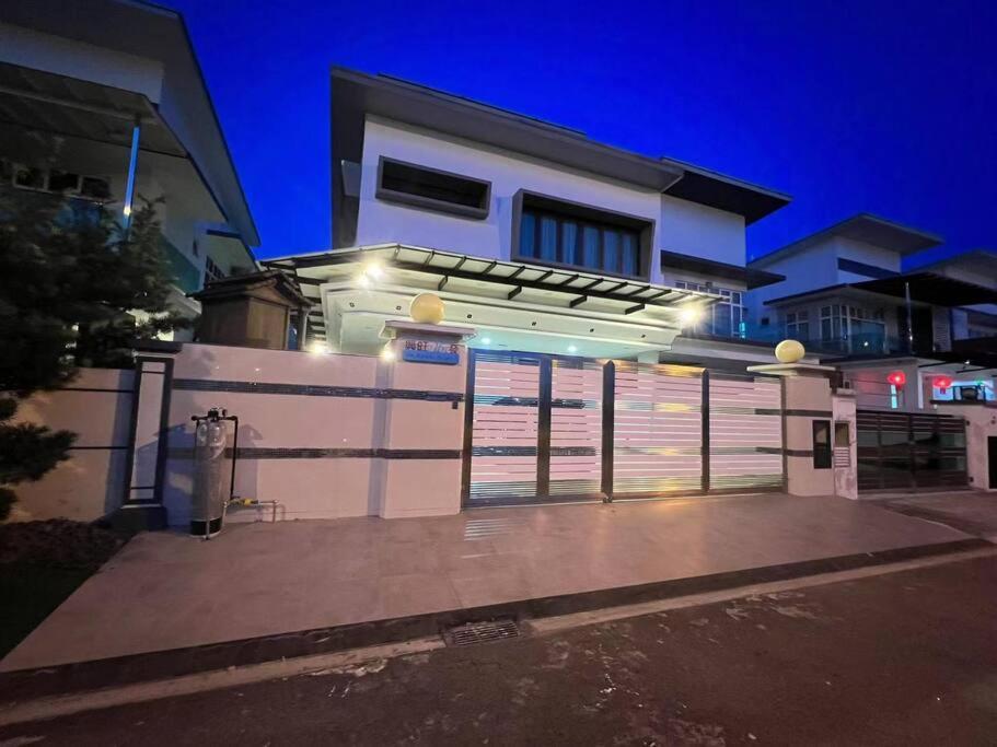 Homeaway Paradise @ Taman Mutiara Bestari Holiday home *